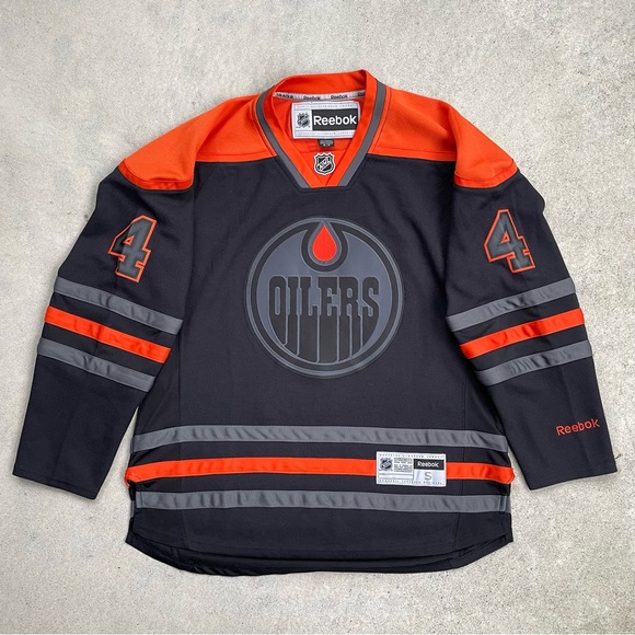 NHL Other - Edmonton Oilers Taylor Hall #4 jersey - size S